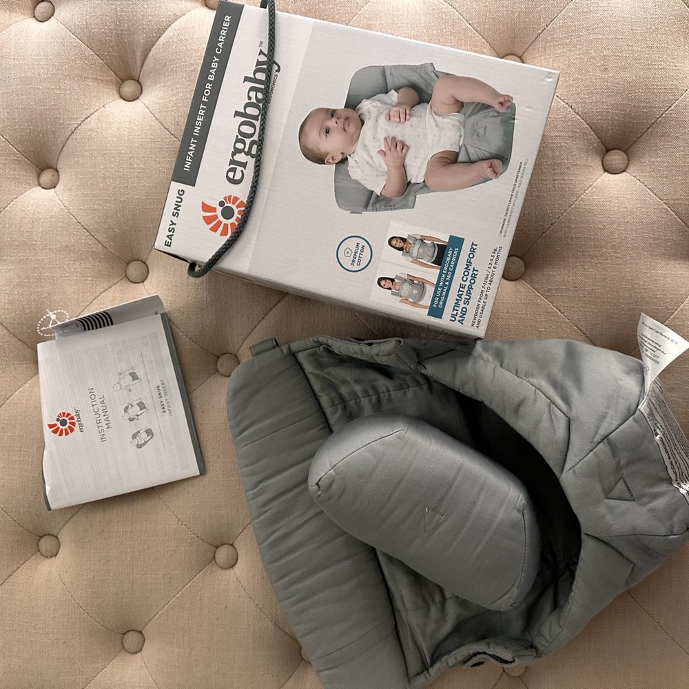 Ergobaby Easy Snug Infant Insert in Gray